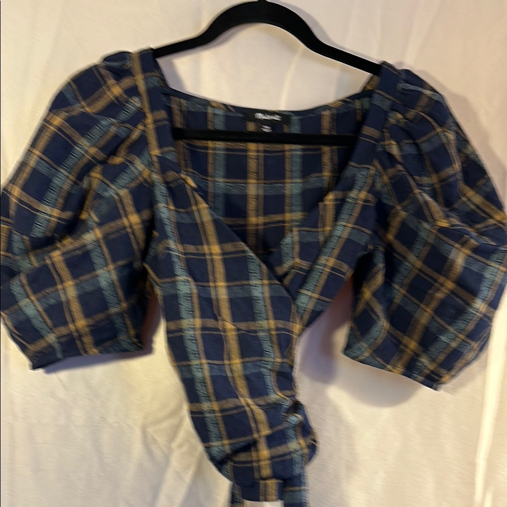 Madewell Plaid Puff Sleeve Top. Plaid in blue and tan. Wrap top.